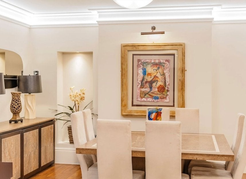 Flat Abingdon Villas in Greater London