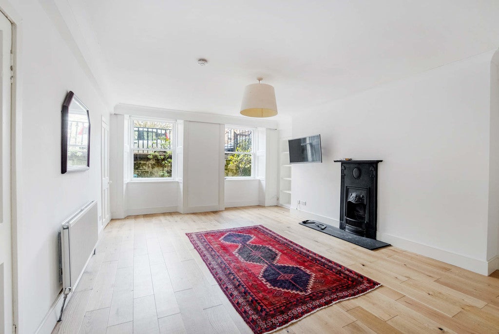 Flat Lansdowne Crescent in Glasgow