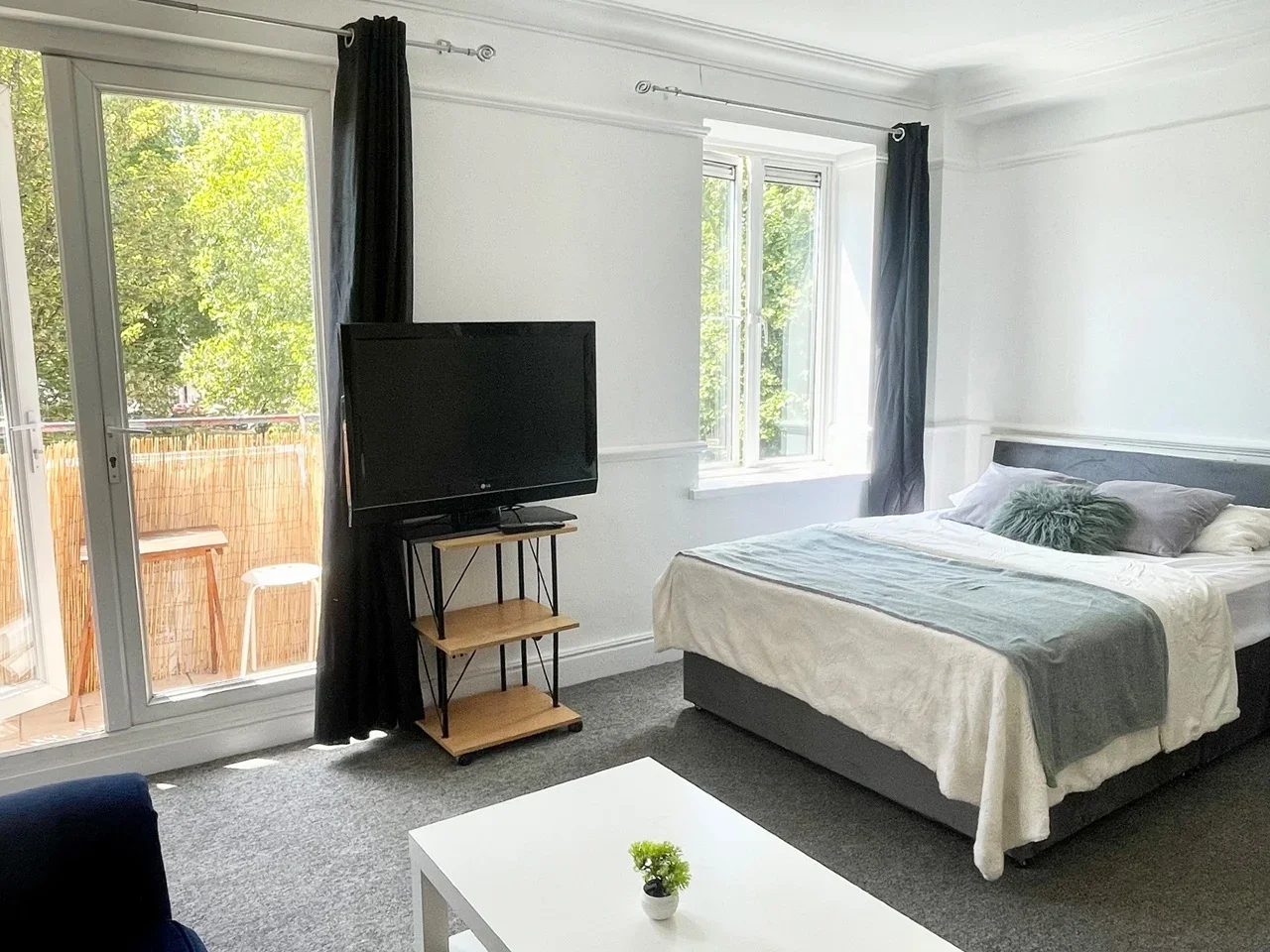Room Godwin Court in Greater London