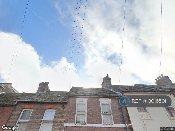 Flat Milton Road in Luton