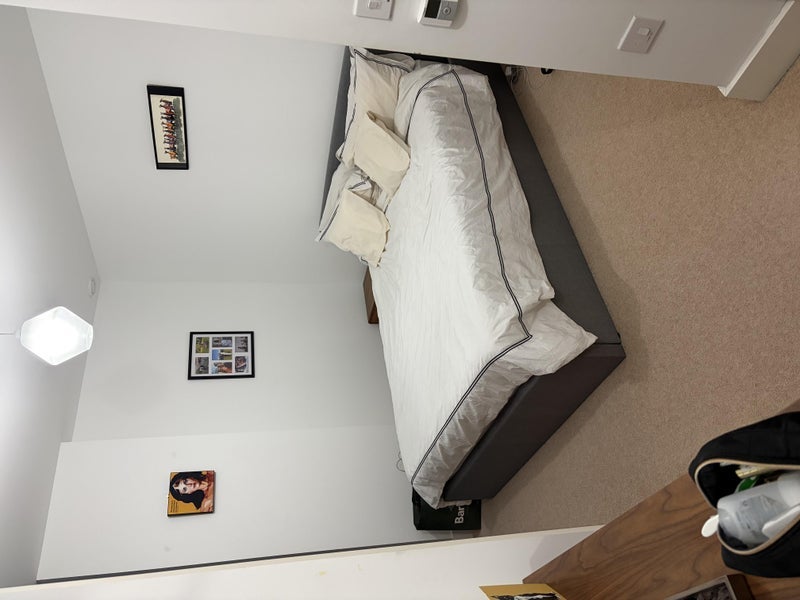 Room Olympic Way in Greater London
