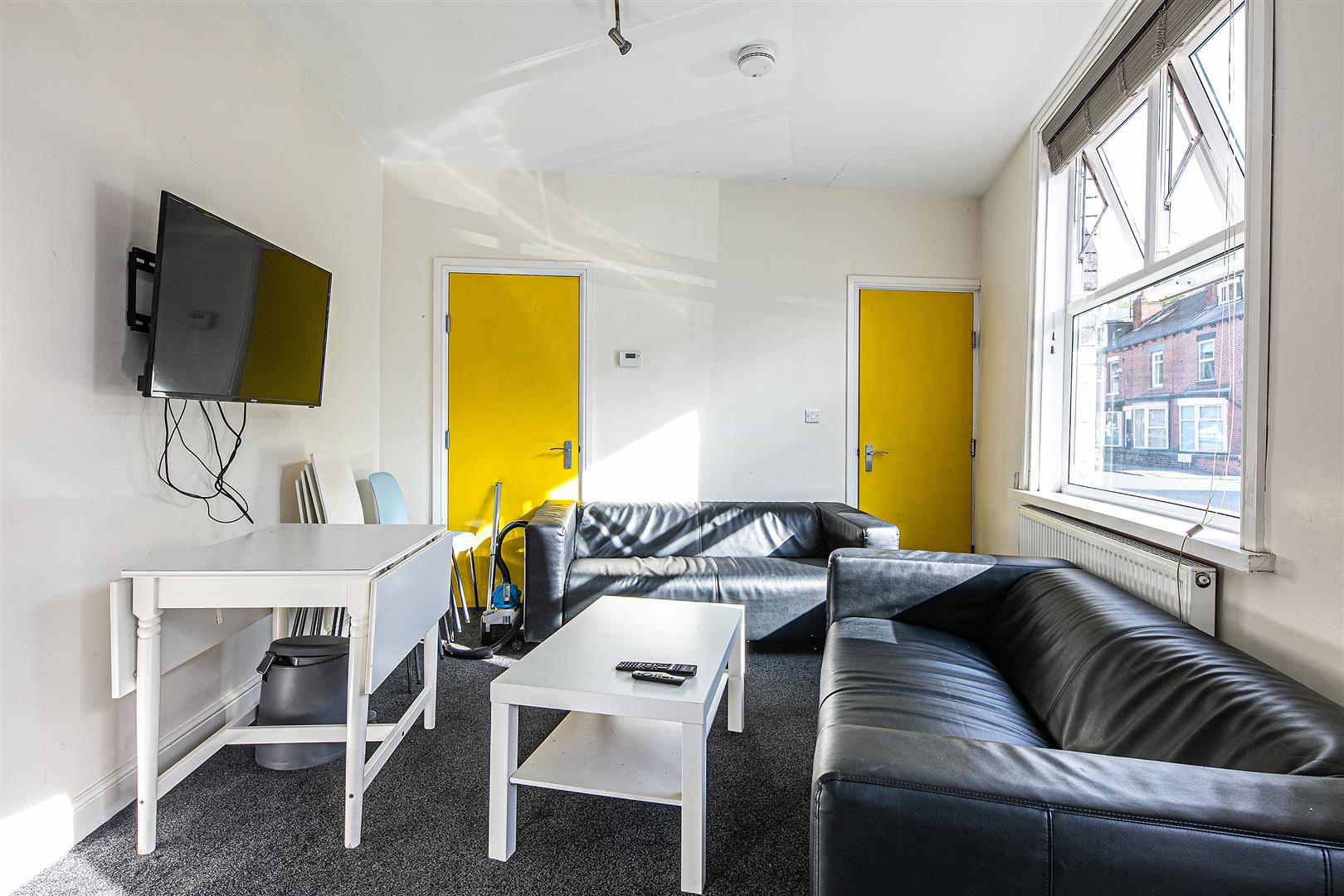 Room Harefield Road in Sheffield