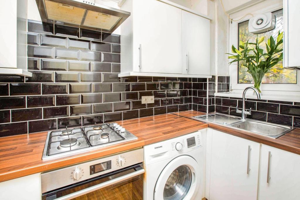 Flat Werrington Street in Greater London