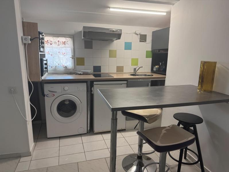 House Rue des Treilles in Libourne