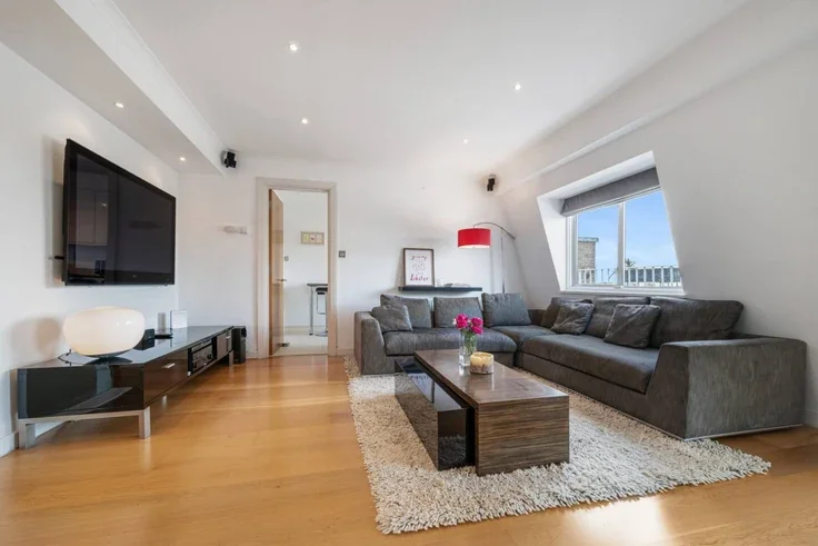 Flat Queen's Gate in Greater London