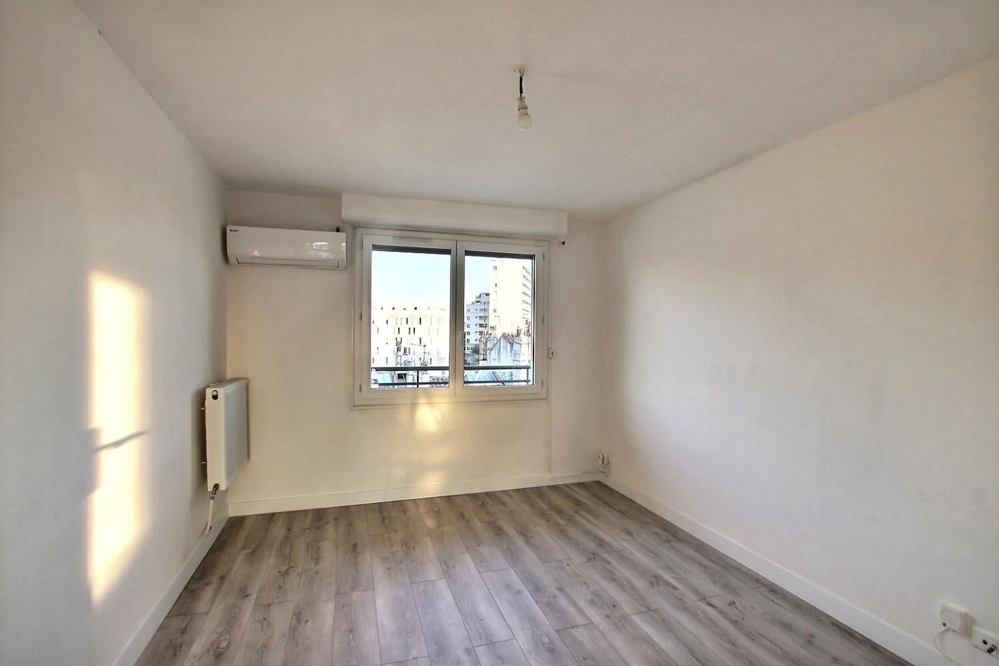 Appartement Avenue Camille Pelletan à Marseille