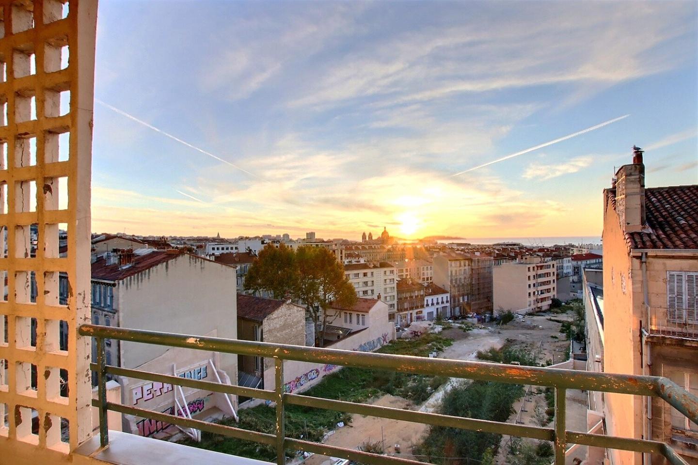 Appartement Avenue Camille Pelletan à Marseille
