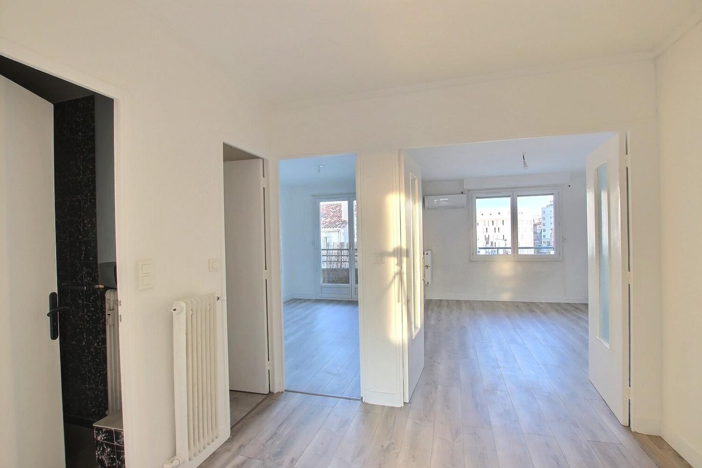 Appartement Avenue Camille Pelletan à Marseille