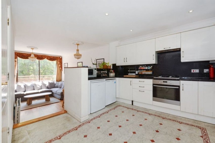 Room Onega Gate in Greater London