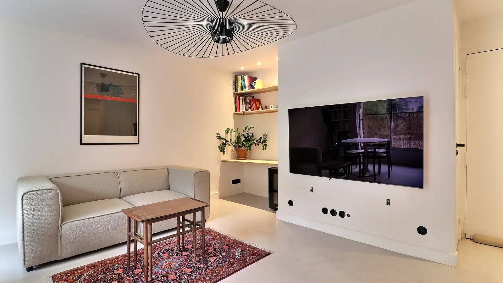 Flat Rue des Maronites in Paris