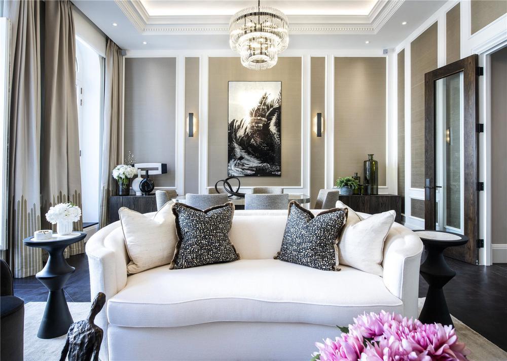 Flat Prince of Wales Terrace in Greater London