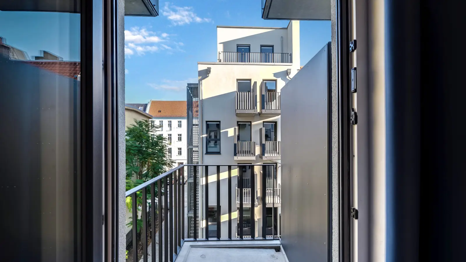 Zimmer Warburgzeile in Berlin