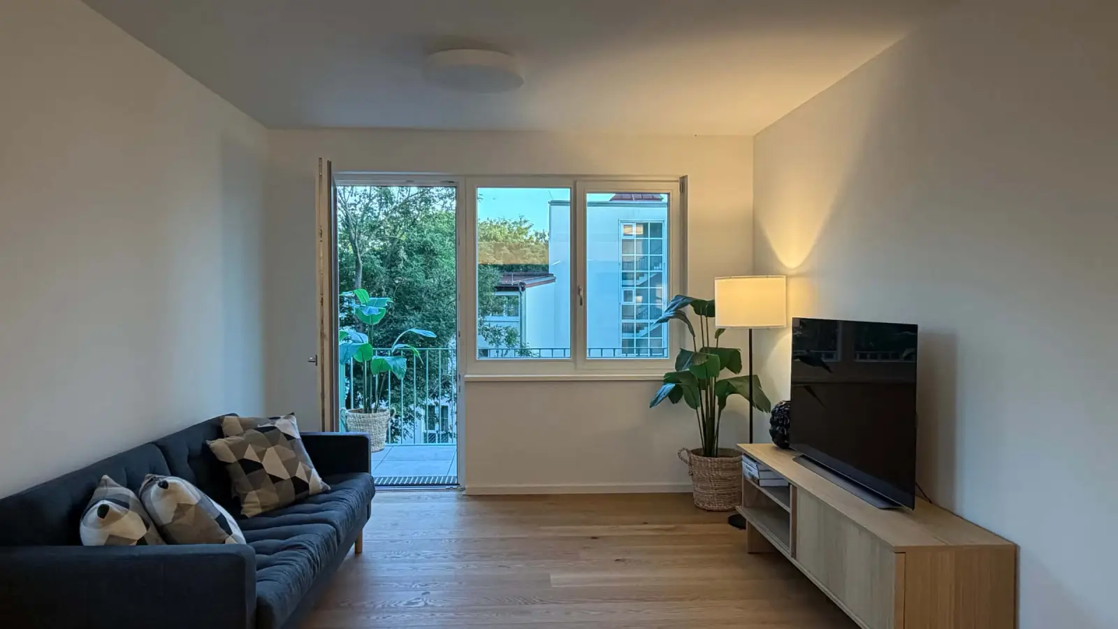 Wohnung Käthe-Niederkirchner-Straße in Berlin