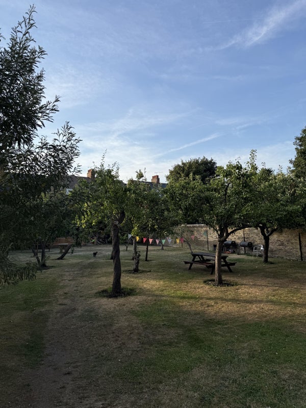 Room Nightingale Lane in Greater London
