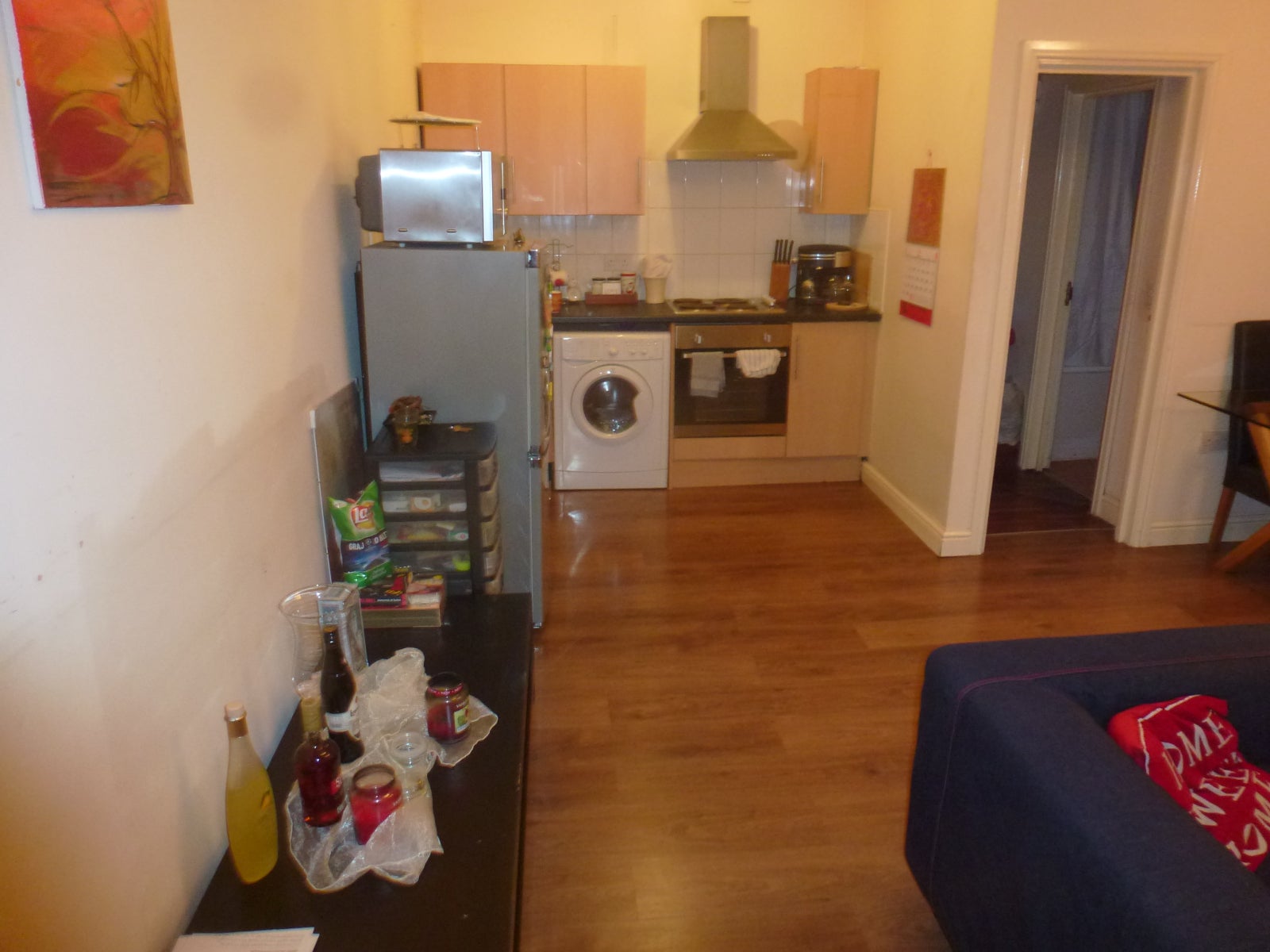 Flat Clifton Street in Cardiff