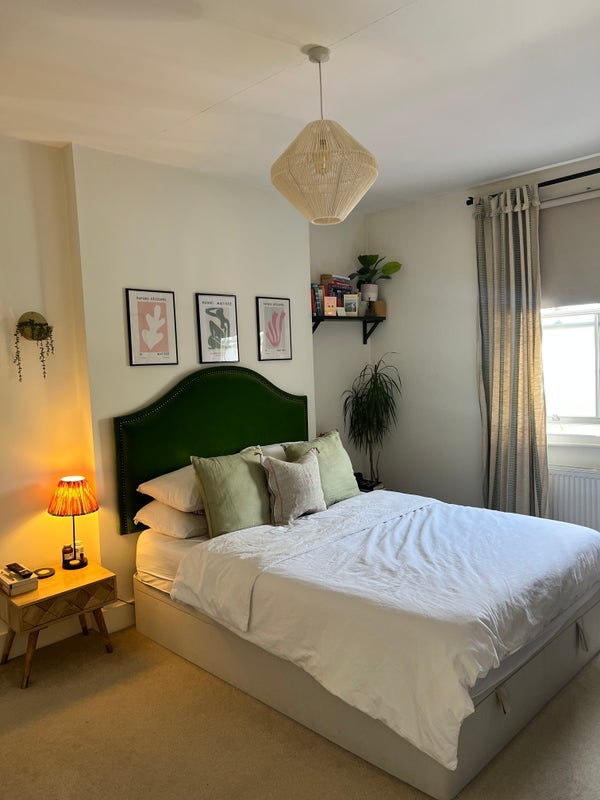 Room Albion Way in Greater London