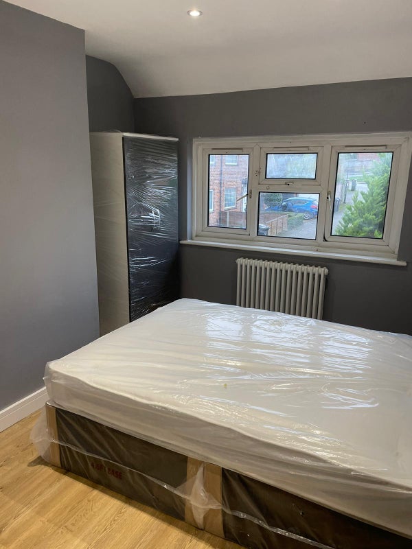 Room Blithfield Grove in Birmingham
