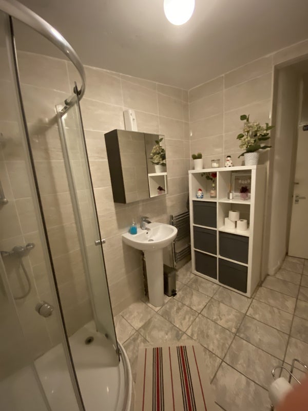 Room Rectory Lane in Greater London