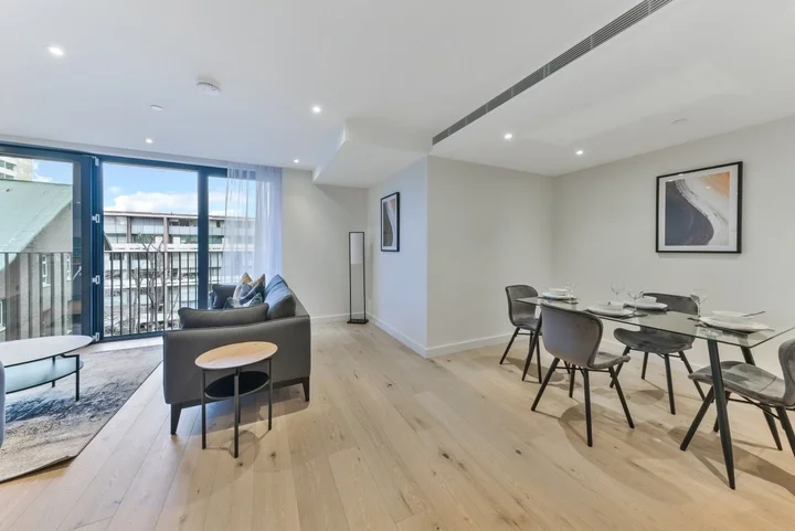 Flat Golden Lane in City of London