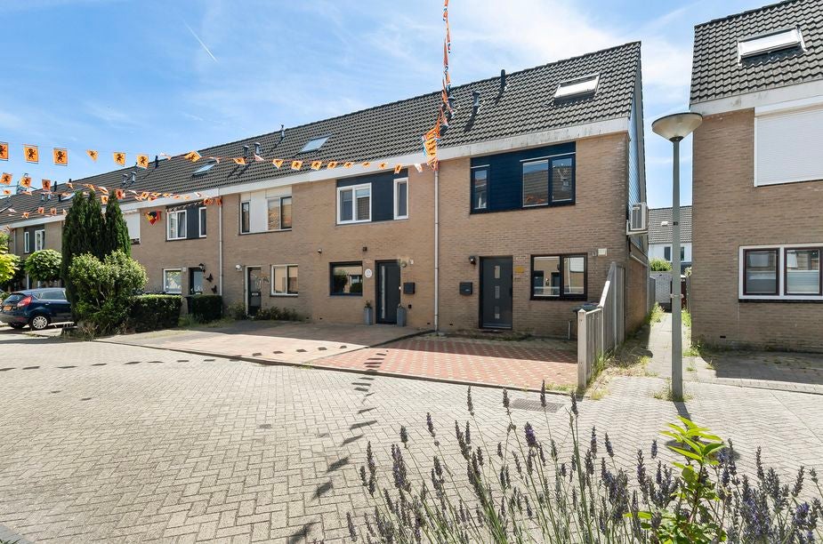 Huis Johanna Naber-erf 378 in Dordrecht