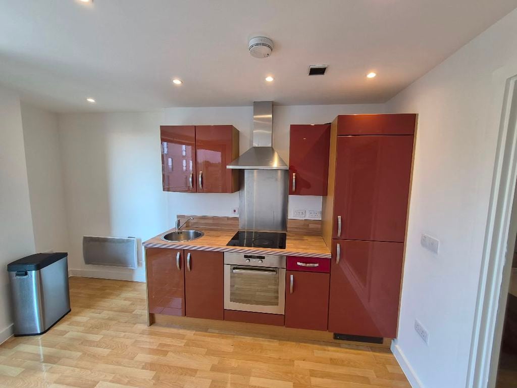Flat South Accommodation Road in Leeds