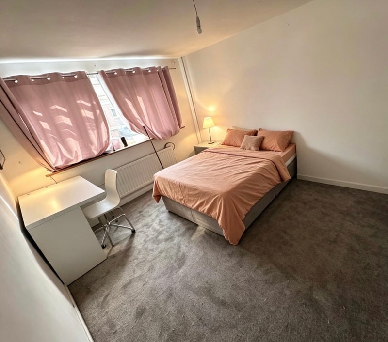 Room Gramer Close in Greater London