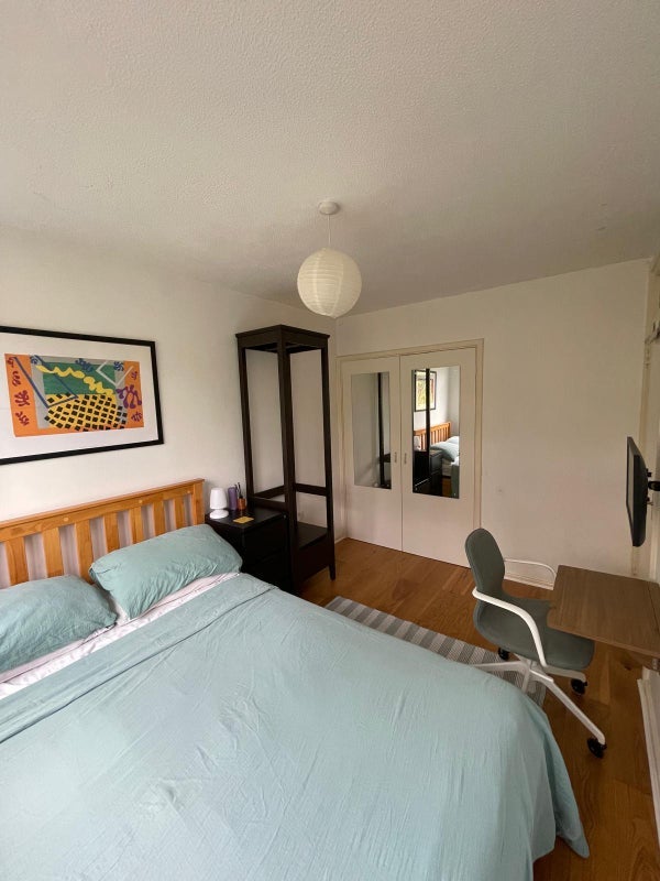 Room Boathouse Walk in Greater London
