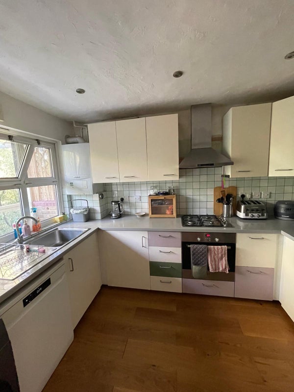 Room Boathouse Walk in Greater London