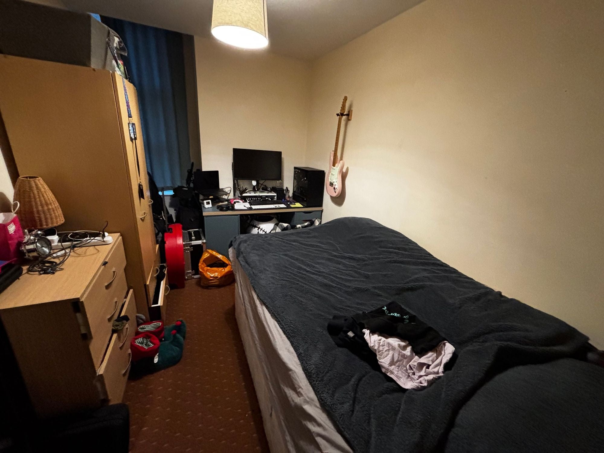Flat North Hill Road in Leeds