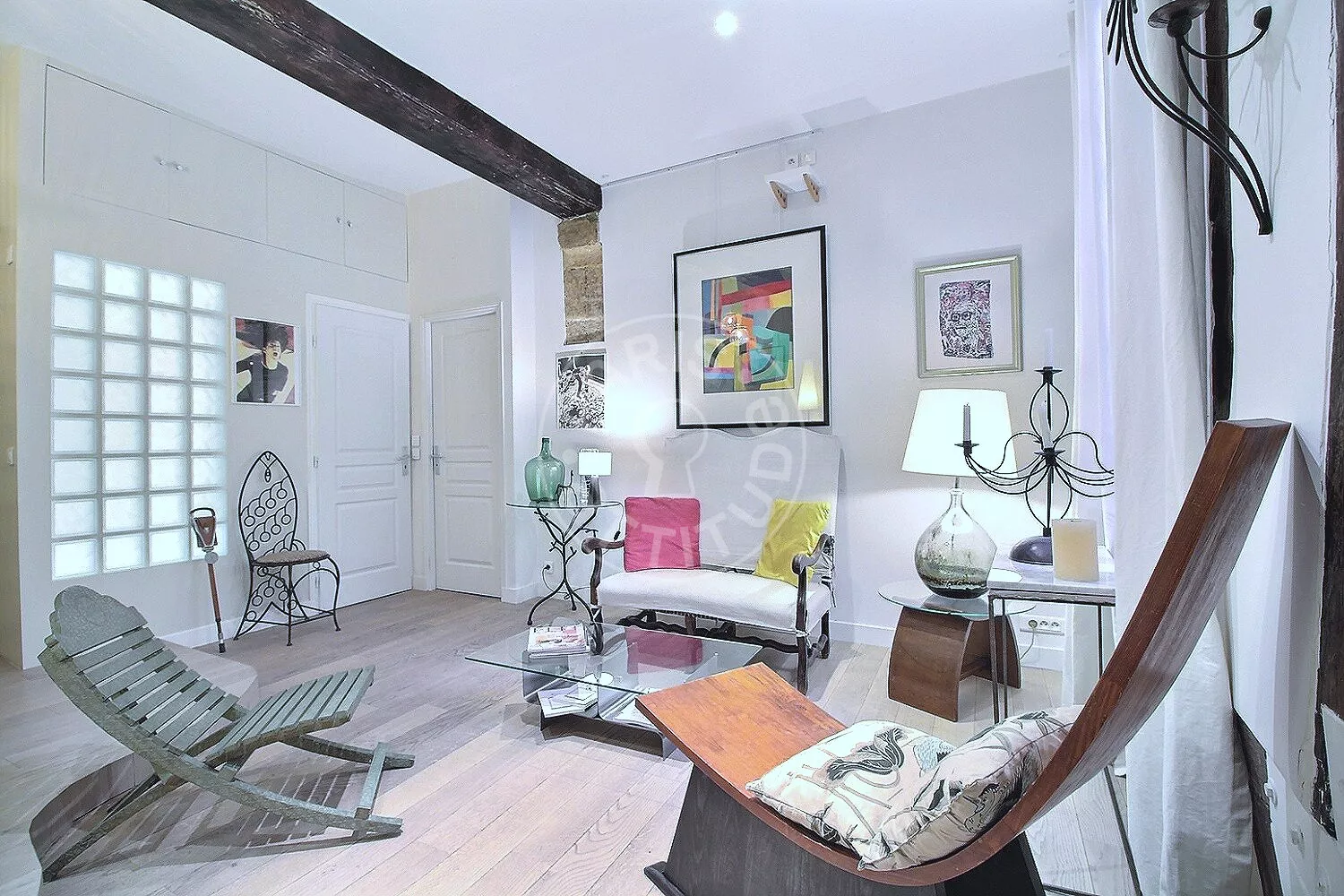 Appartement Rue du Grenier Saint-Lazare à Paris