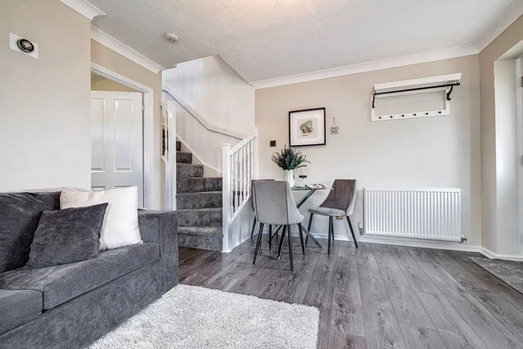 House Wheatley Close in Milton Keynes