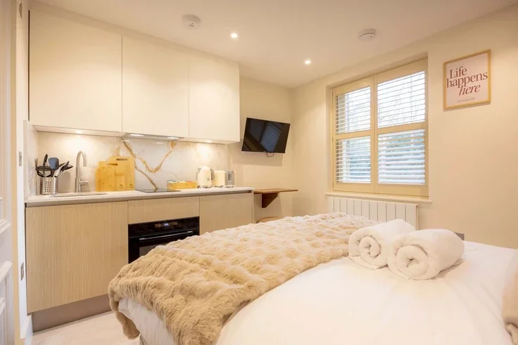 Flat Shirland Road in City of Westminster