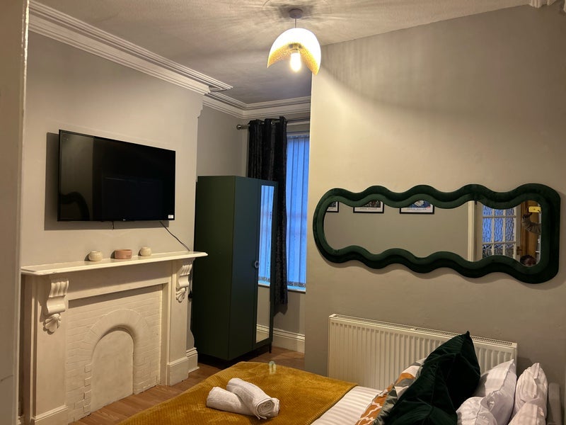 Flat Mapperley Park Drive in Nottingham