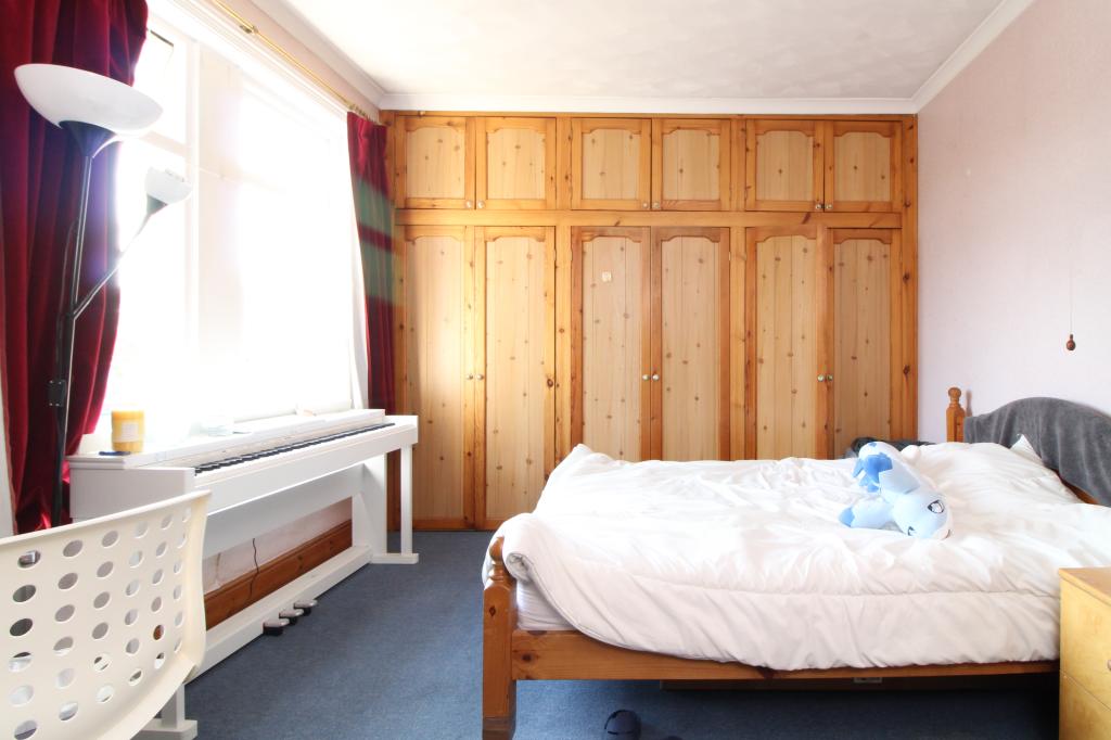 Room Arnold Road in Southampton