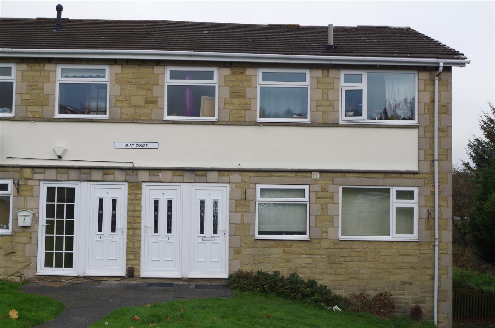 Flat Shay Drive in Bradford