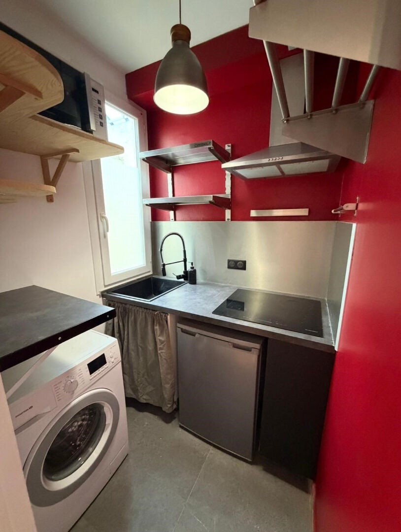 Flat Rue Jean Jaurès in Levallois-Perret