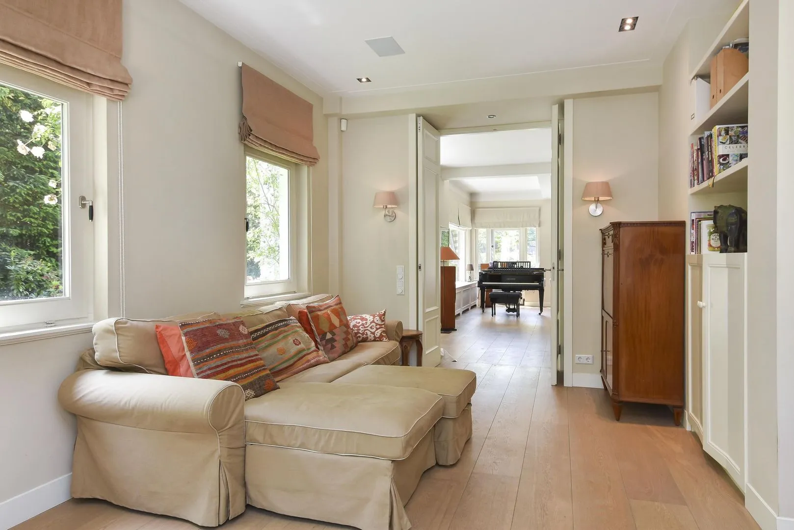 Vrijstaande woning te koop: Koninginneweg 4, Wassenaar