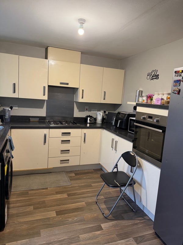 Room Greaves Square in Birmingham
