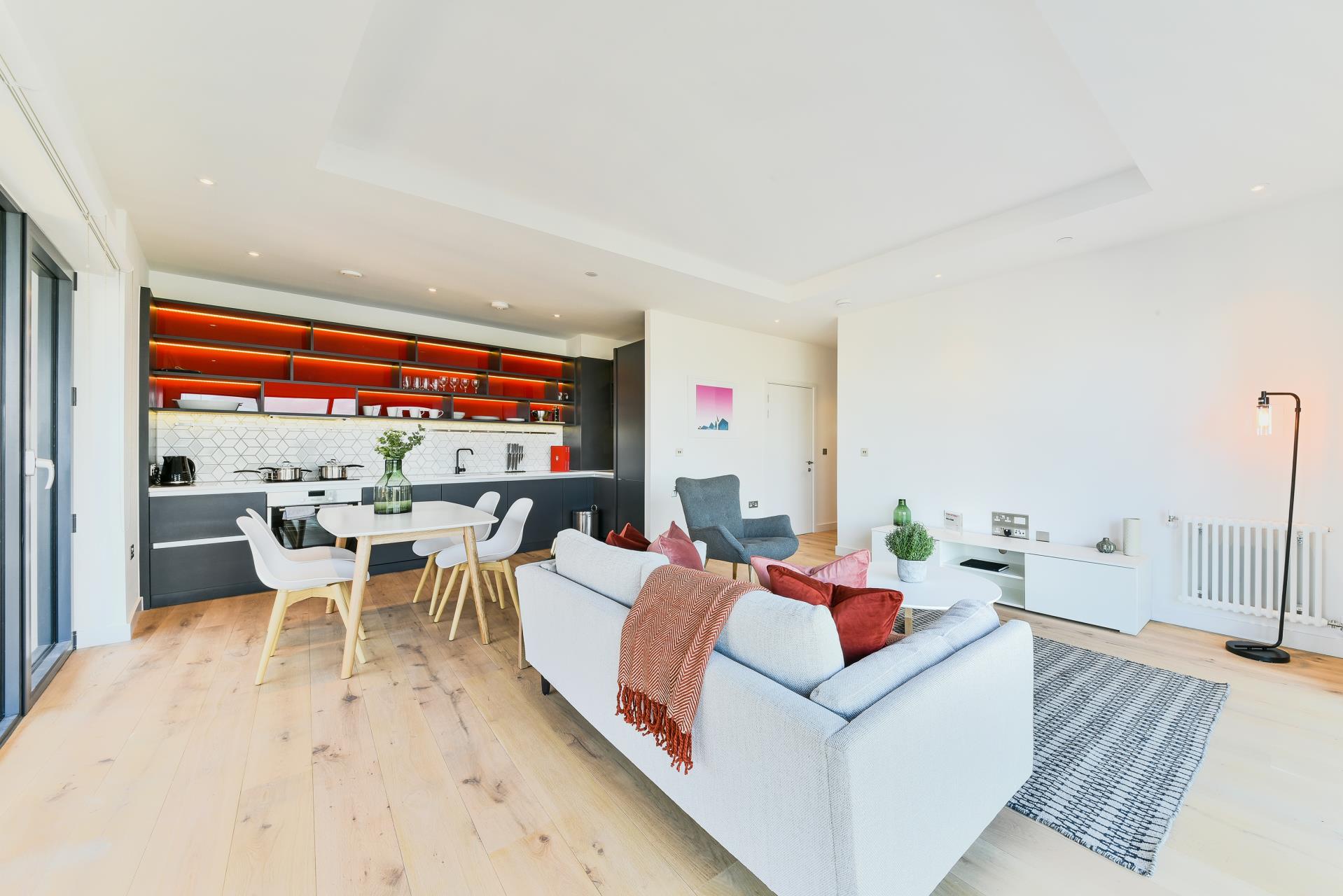 Flat Lyell Street in Greater London