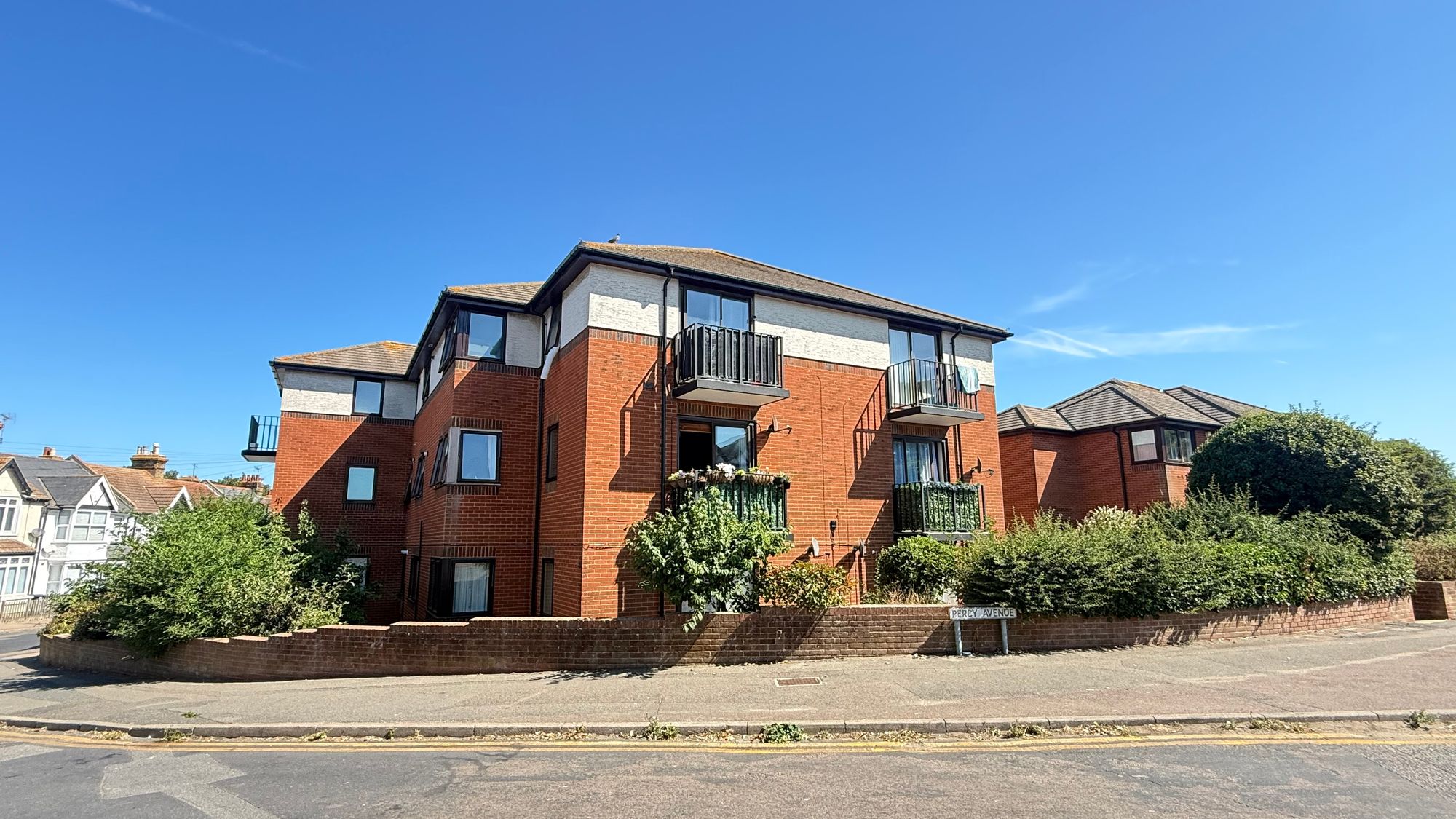 Flat Percy Avenue in Thanet