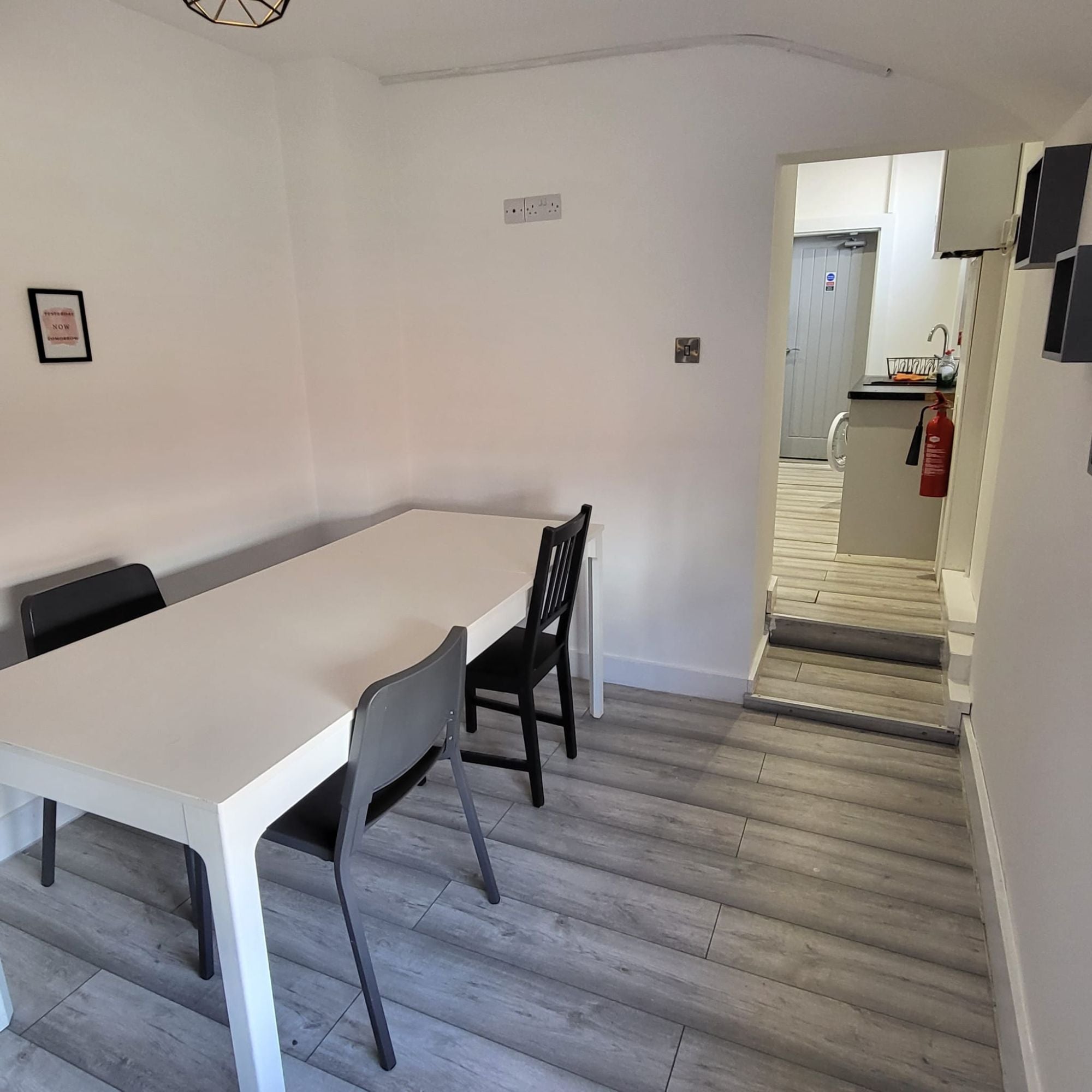 Room St Mary's Road in Doncaster