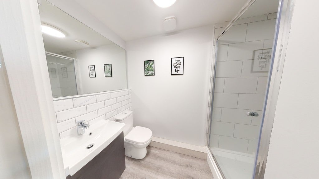 Flat Linthorpe Road in Middlesbrough
