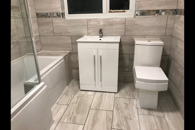 Room Hunter Road in Greater London