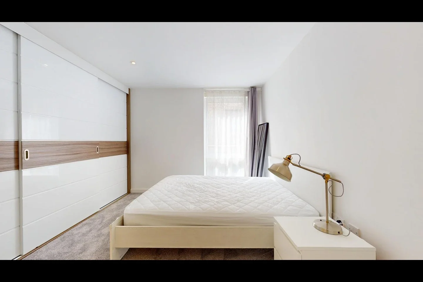 Flat Ashton Reach in Greater London