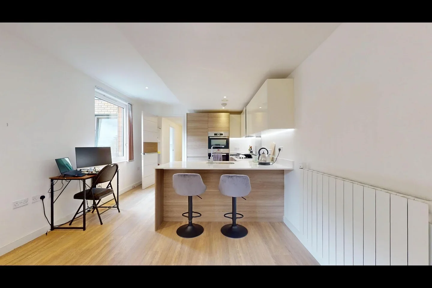 Flat Ashton Reach in Greater London