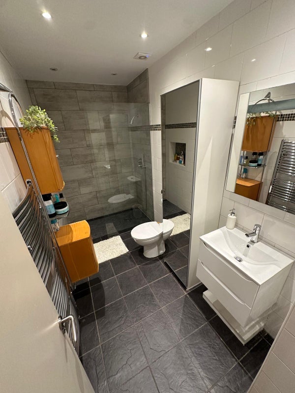 Room Kensington Gardens Square in City of Westminster