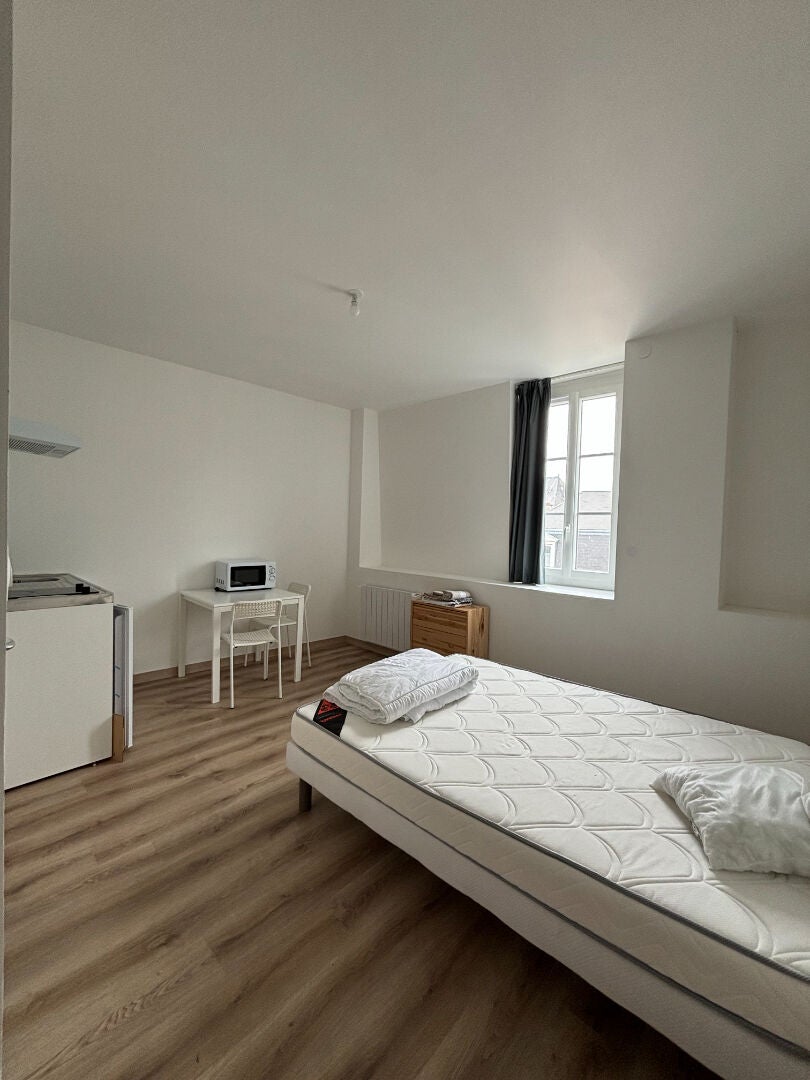 Flat Chemin de Villeneuve in Pontorson