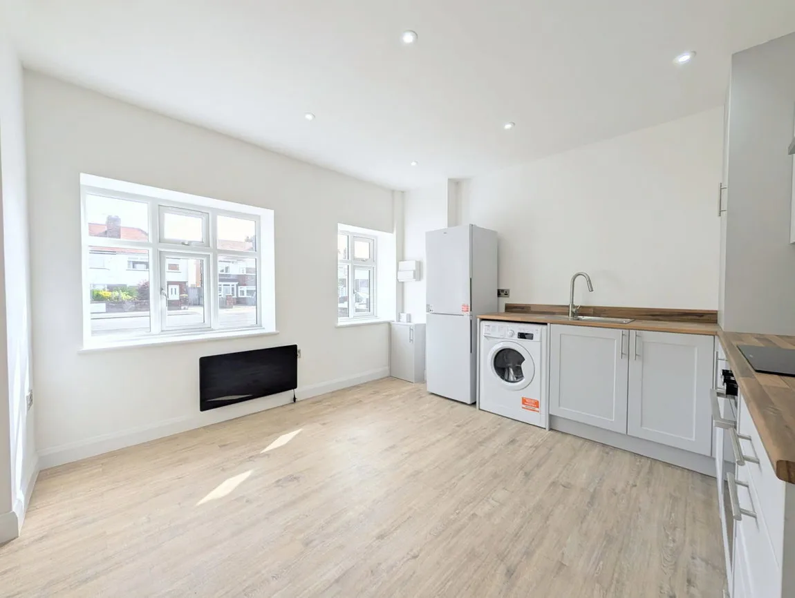 Flat Heathfield Road in Sefton