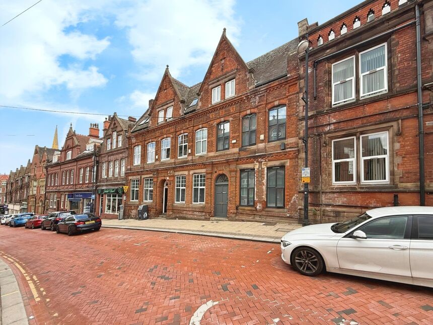 Flat Moorgate Street in Rotherham
