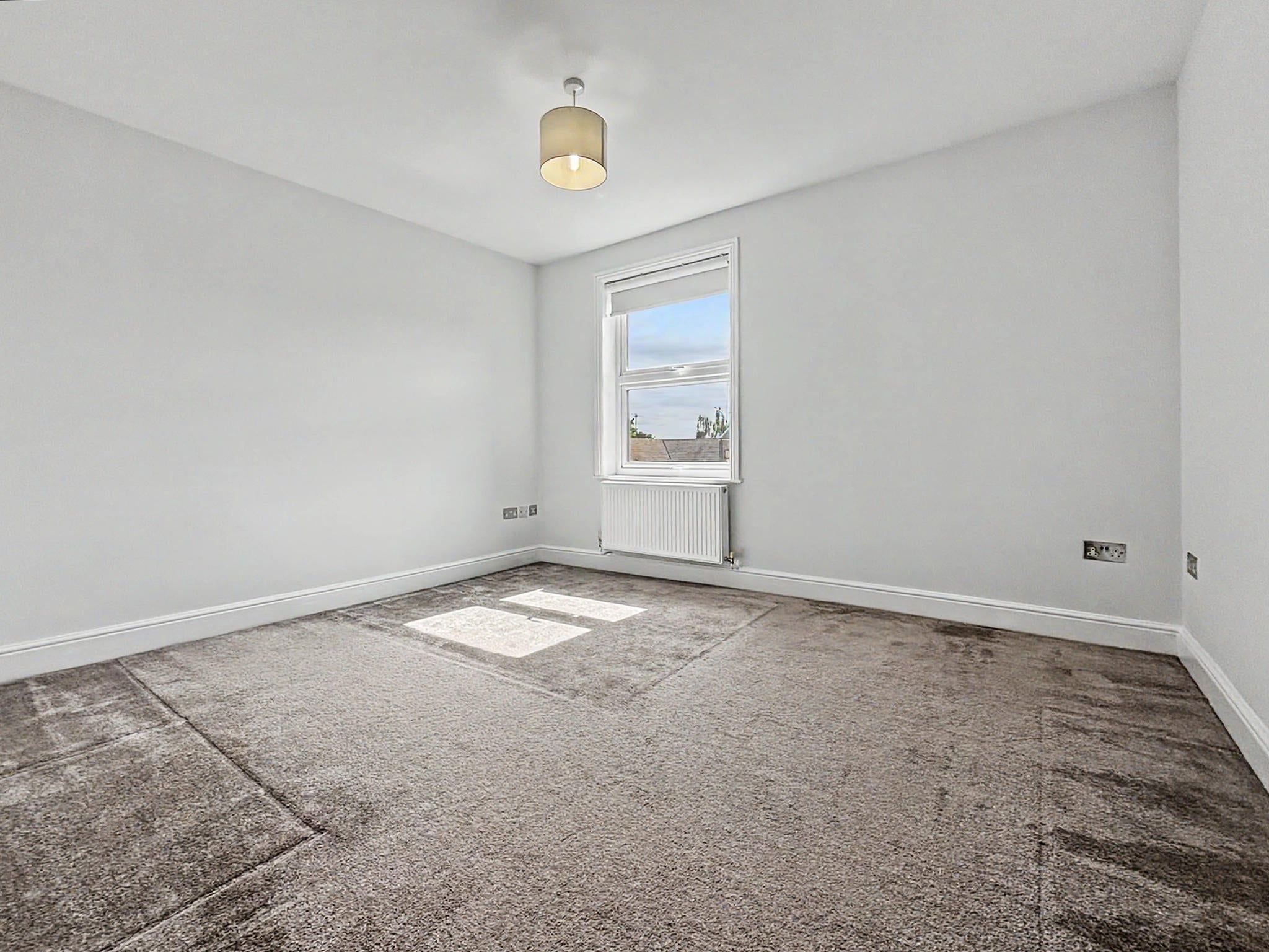 Flat Fortess Road in Greater London